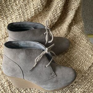 White Mountain Gray Suede Wedge Booties